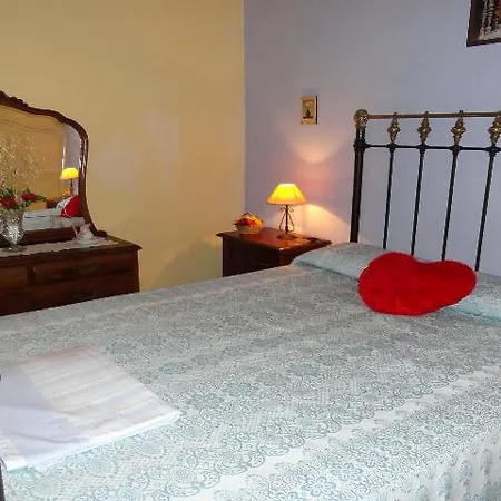 In - 104670 Hotel Almachar